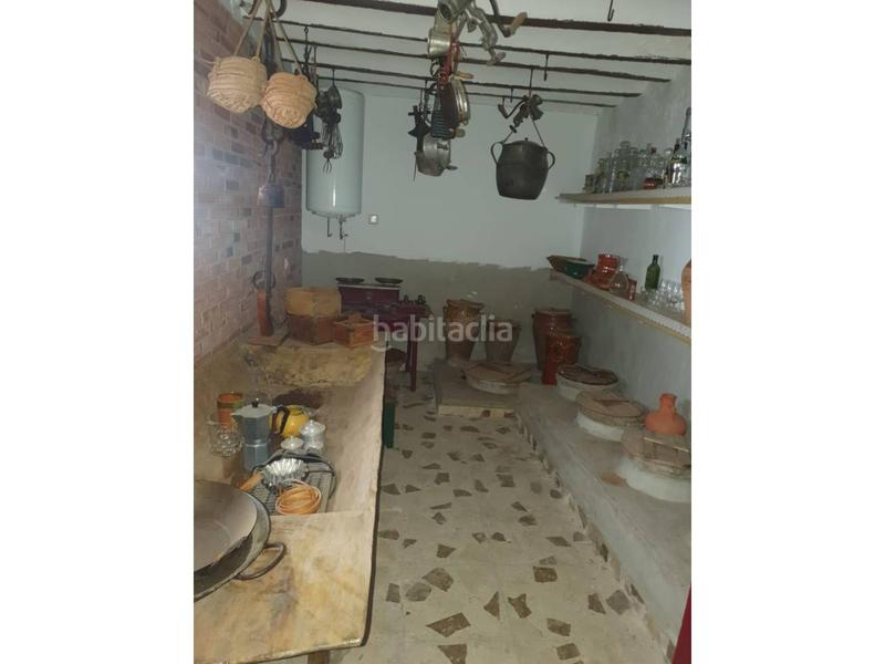 Foto fc3e0fc9-d53f-49ff-81e3-6acf19502d64. Casa adosada  en venta en Sabiote