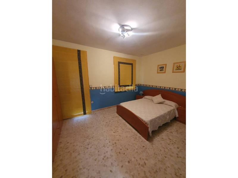 Foto 3877ab83-fdc9-4f49-adfb-6ada3591acf4. Maison avec parking dans Huelma