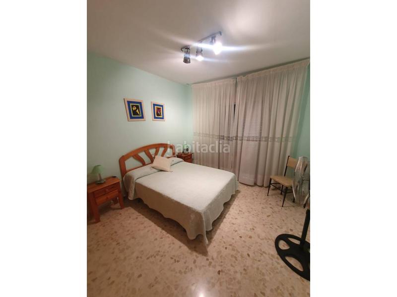 Foto b2d86242-69bb-4659-b7a9-e34e945e9ae4. Maison avec parking dans Huelma