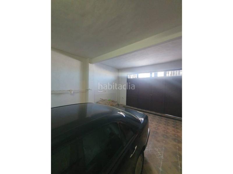 Foto ef5a2277-b5ef-41f4-9bed-4035fa0a1b2d. Maison avec parking dans Huelma