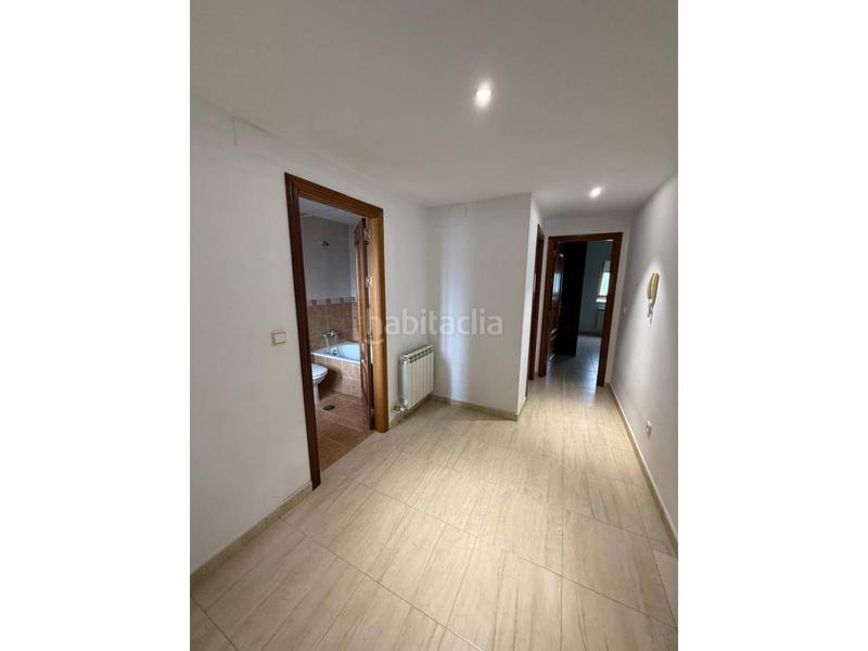 Foto 2f48f8d6-8b6c-41a9-a00d-269eb405179c. Zweistöckige wohnung mit heizung parking in Úbeda