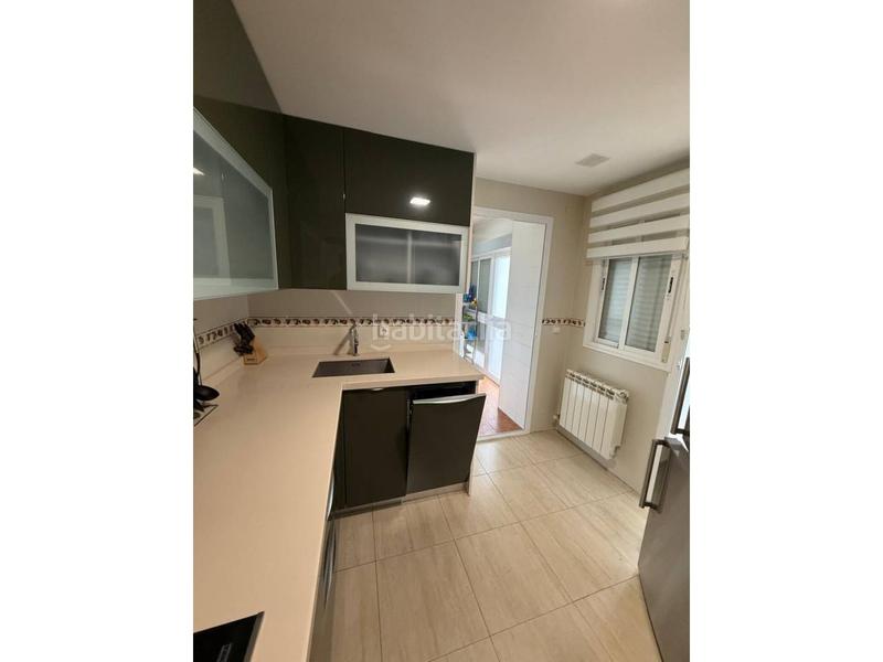 Foto 3264995f-dcf1-4c63-93db-f1f7a229b979. Zweistöckige wohnung mit heizung parking in Úbeda