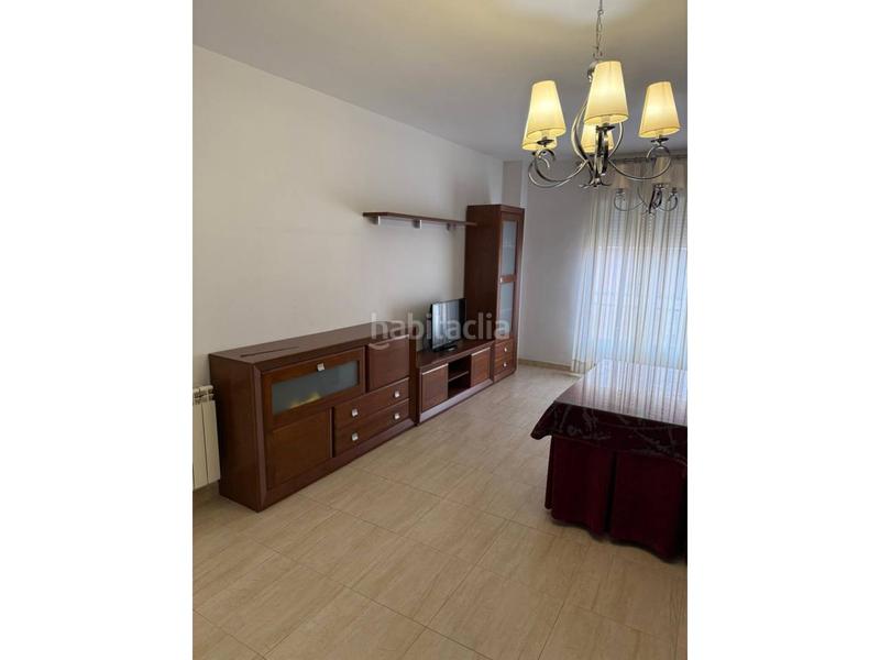 Foto 8ae7fc59-a08a-4cf2-ba9d-3b3edffc5df1. Zweistöckige wohnung mit heizung parking in Úbeda