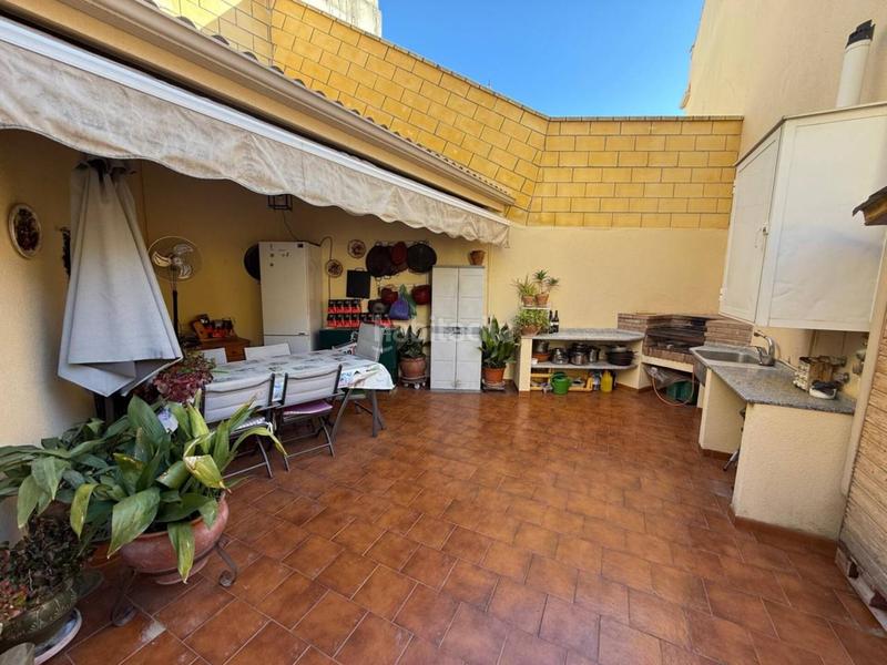 Foto a814e984-1505-4807-b95d-56f3cc1ac771. Casa venta de una casa en Úbeda