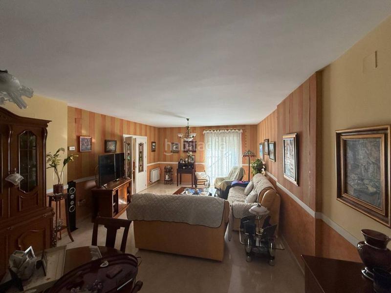 Foto ad4657b0-f654-4572-b6bb-007e0b8982d4. Casa venta de una casa en Úbeda