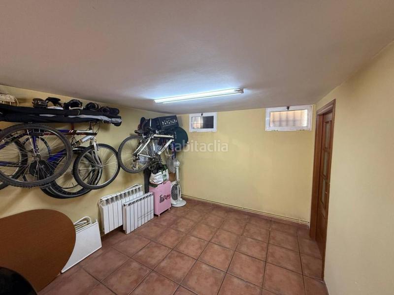 Foto b8204a3f-9597-4e72-89e5-1a7c4d249f2a. Casa venta de una casa en Úbeda