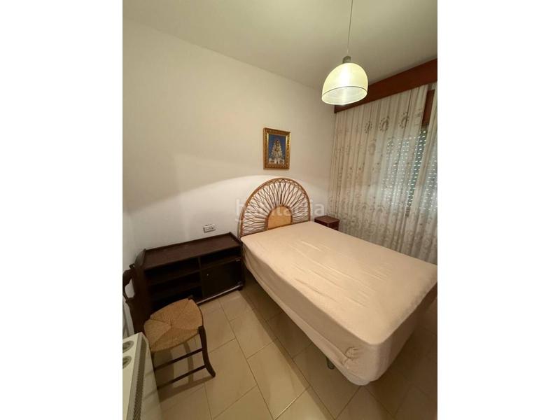 Foto b3ca5e22-d302-48b3-96ee-9b66d9dd9bfc. Piso venta de un amplio piso en Úbeda