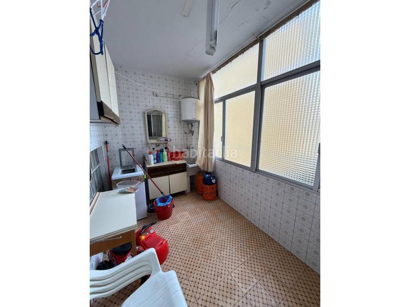 Foto b46d1a86-a255-42a9-9d8a-a936385ecc99. Piso venta de un amplio piso en Úbeda