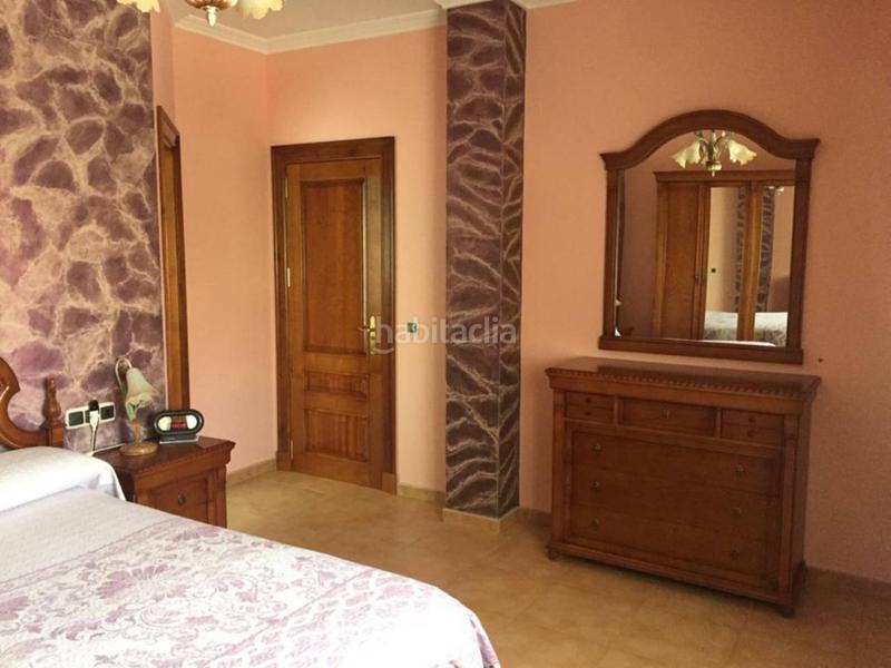 Foto b7003c30-601a-4ac6-9fdd-88de7daee598. Chalet  en venta en yedra en Baeza