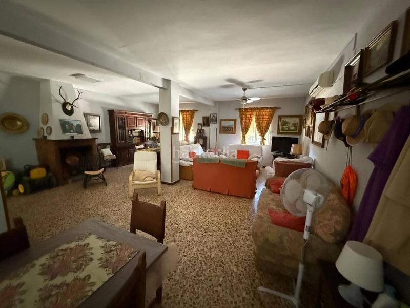 Foto 8b6563df-1ff6-4af9-b738-035f68fb1647. Masía venta de chalet rústico en Úbeda