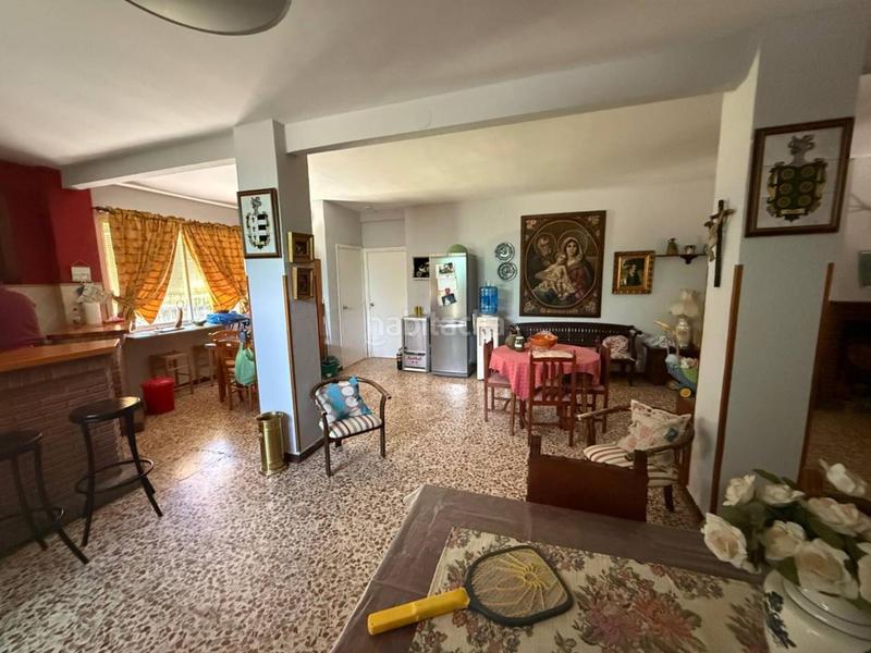 Foto bba610ed-2fe5-4ce3-a943-898d4a3e0e47. Masía venta de chalet rústico en Úbeda