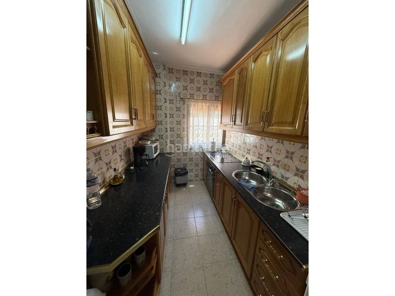 Foto 001251eb-1319-4a8b-9b6a-2d3b0efe7fd4. Casa  en venta en Úbeda