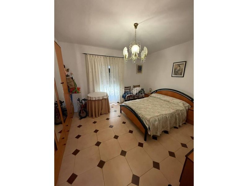 Foto 58bc7dab-ac89-4e9d-bac0-4ffba8584073. Casa  en venta en Úbeda