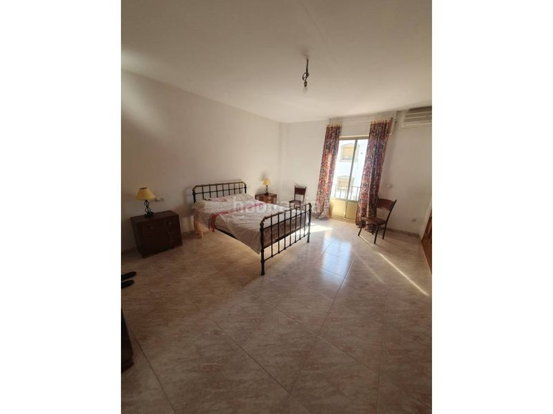 Foto c025bf81-d940-423f-a943-4201084e8b91. Casa amb calefacció a Bedmar y Garcíez