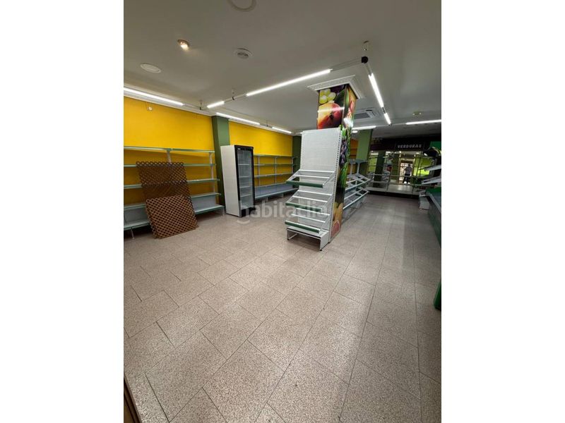 Foto fa6673b7-db78-47f6-84e8-fc63f8179509. Local comercial a Úbeda