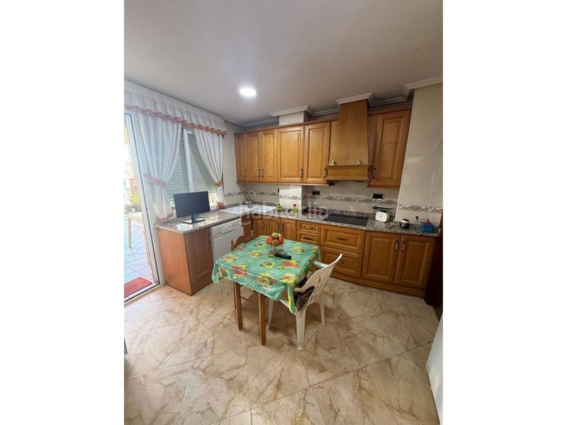 Foto 25ddadb4-dd5b-466a-a980-176b63256639. Casa  en venta en Úbeda