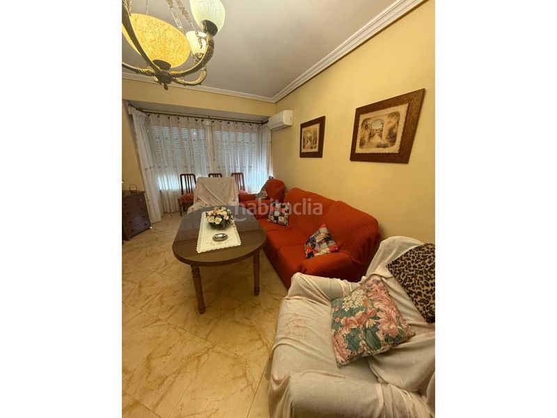 Foto 6902e35f-d215-467c-833f-85371438b555. Casa  en venta en Úbeda