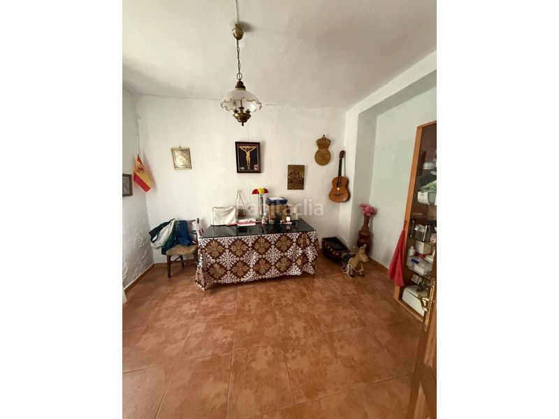 Foto c9e83033-6bac-403d-b0d6-d6dc117d25f8. Casa amb aparcament a Úbeda