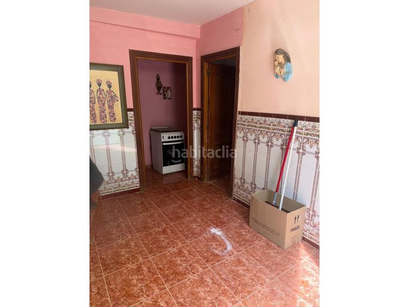 Foto f7483287-f388-4688-8435-d614dda1a422. Casa amb aparcament a Úbeda