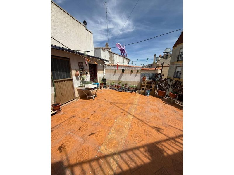 Foto fda7f9ea-d2cf-41e1-ad3e-f7f7af901643. Casa amb aparcament a Úbeda