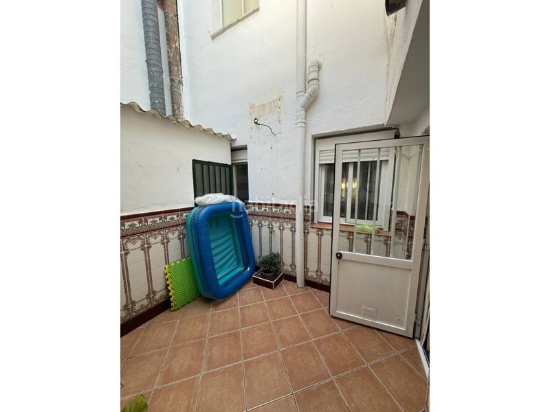 Foto 93007839-9c14-421f-891f-160e80786106. Casa amb aparcament a Sabiote