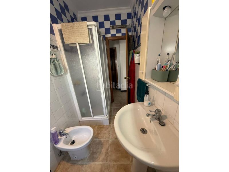 Foto df900f9c-1cec-40a0-892f-195e4cb2ac20. Casa amb aparcament a Sabiote