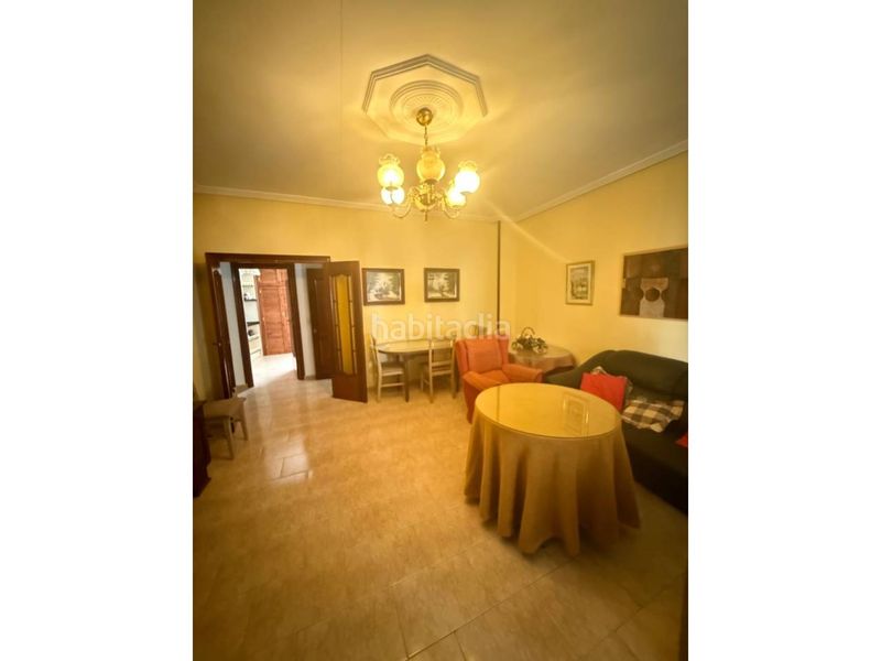 Foto 4f9c5ef0-a5b8-4b7e-b379-80d35eb5fb3e. Casa amb aparcament a Baeza
