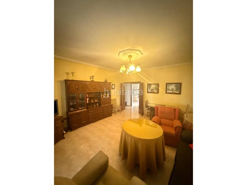 Foto 60a88e91-b893-44ec-bacc-fea353780f05. Casa amb aparcament a Baeza