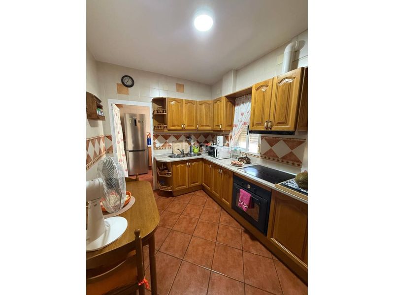 Foto 6b930972-0b93-4453-8cf3-af73c0c3a040. Piso  en venta en Úbeda