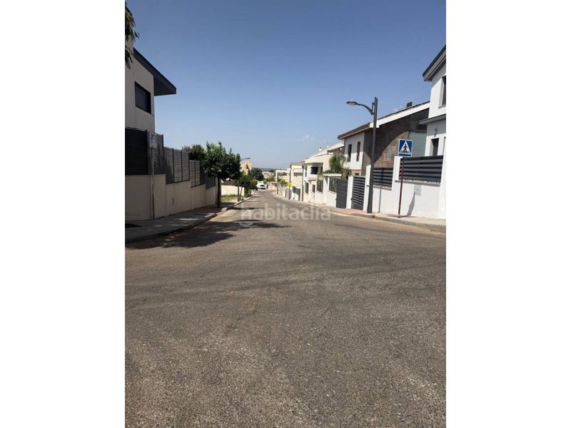 Foto 4ea6ecd2-f7c4-4cfc-9c7b-b9c9f55458ff. Terreny residencial a Úbeda