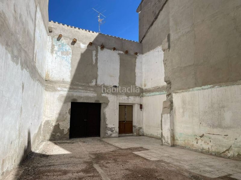 Foto 7f221c65-bd50-44e6-bade-038ddb1feada. Casa a Baeza