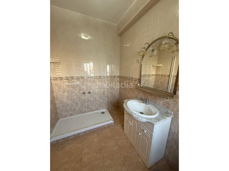 Foto 812f4d27-e60c-4301-bd20-a64c4744f8c9. Casa a Úbeda