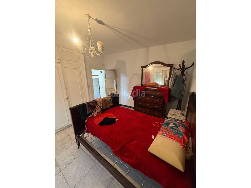 Foto f083b120-4e1a-4e73-a56a-a3ccd49e8905. Casa a Úbeda