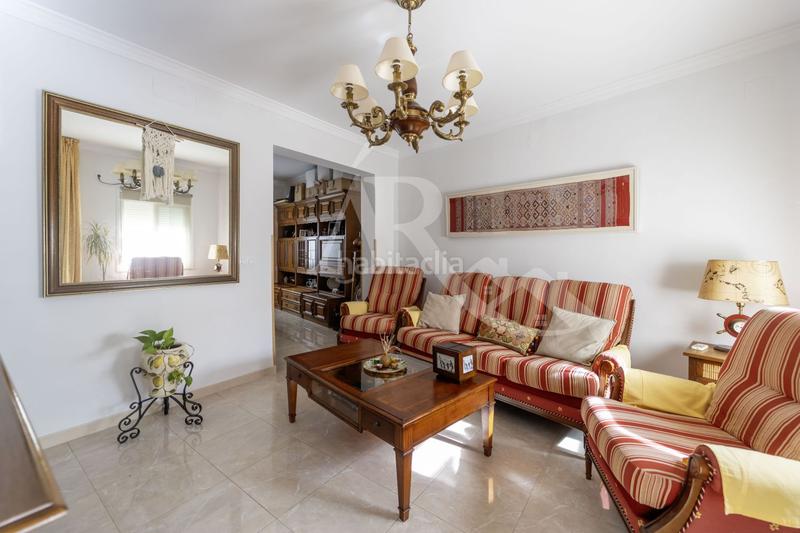 Foto 025f98f5-5261-40c7-ad5d-1a700543f6fb. Casa a carretas del rocio 20 a Umbrete