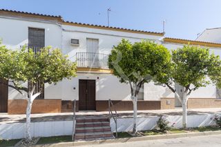 Haus  Traspalacio 15. Casa en venta en centro, 3 dormitorios.