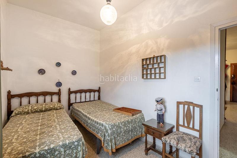 Foto e8fa9b88-a196-4906-92cf-563ce56fb011. Chalet en calle divan tamarit 3 chalet en huetor vega. en Huétor Vega