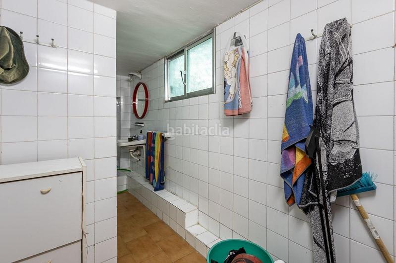 Foto fbdd0c29-eb8f-4779-ab81-62fb897c2a5f. Chalet en calle divan tamarit 3 chalet en huetor vega. en Huétor Vega