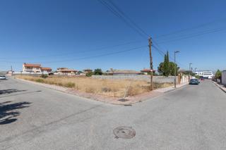 Terrain résidentiel à Calle del geranio 16. Parcela urbana en el ventorillo cullar vega