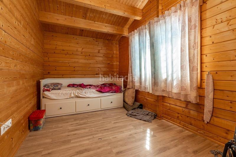 Foto c57745a6-38b2-4361-aa57-75489674aa1f. Chalet en calle nogal 5 dos joyas en una compra! casas de ensueño en el ventorrillo, cullar vega en Cúllar Vega