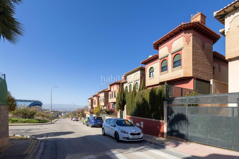 Foto 0b7fb427-57fa-4b92-8926-e0f829af01b1. Chalet en avenida luis javier 177 chalet independiente de 4 dormitorios en nuevo . seminuevo en Jun