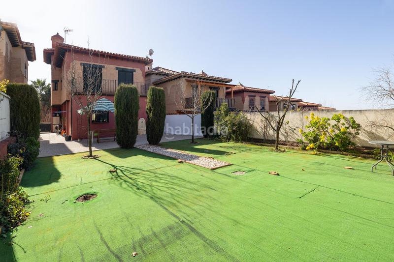 Foto a1f2e2e3-b149-49f5-b406-6b3851f98e56. Chalet en avenida luis javier 177 chalet independiente de 4 dormitorios en nuevo . seminuevo en Jun