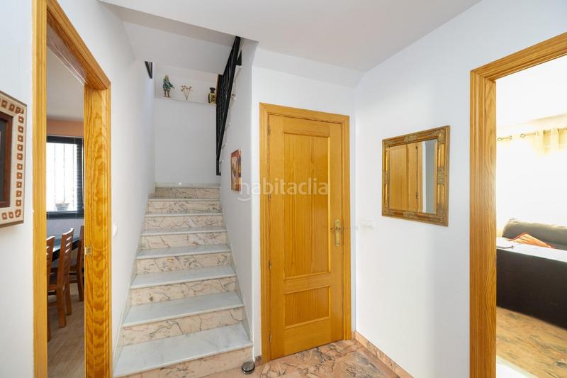 Foto d3d2140b-a853-474d-b7dd-a1de446e4d6b. Chalet en avenida luis javier 177 chalet independiente de 4 dormitorios en nuevo . seminuevo en Jun