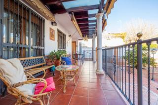 Xalet en Calle de bruselas 17. Maravillosa casa independiente con jardin y piscina en zona almi
