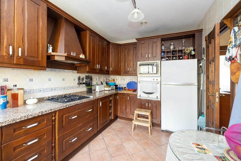 Foto 1f3e03db-f0ee-4fdc-886b-2d5c73e0a388. Haus in calle alpes 30 in Alfacar