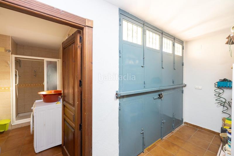 Foto 70ce96e6-83a6-4a72-86f5-b3e119a95a0c. Haus in calle alpes 30 in Alfacar