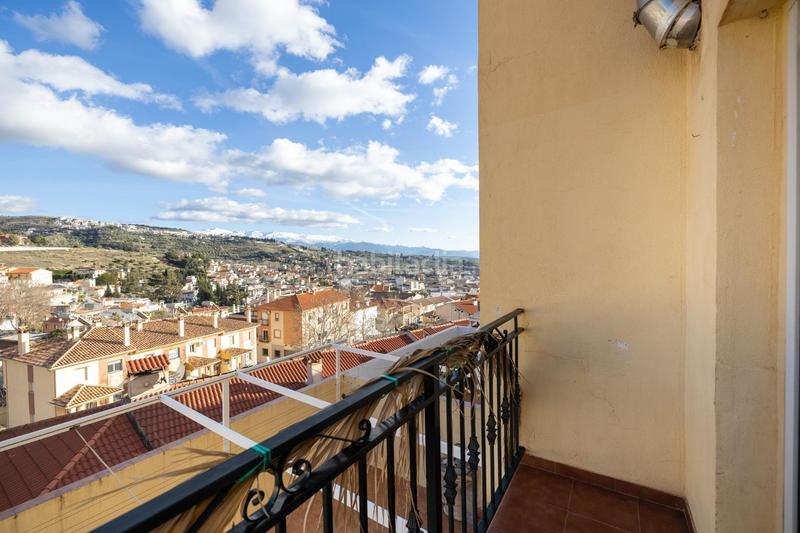 Foto f465a3e7-9126-4842-bc3e-88e4d0989f0c. Haus in calle alpes 30 in Alfacar