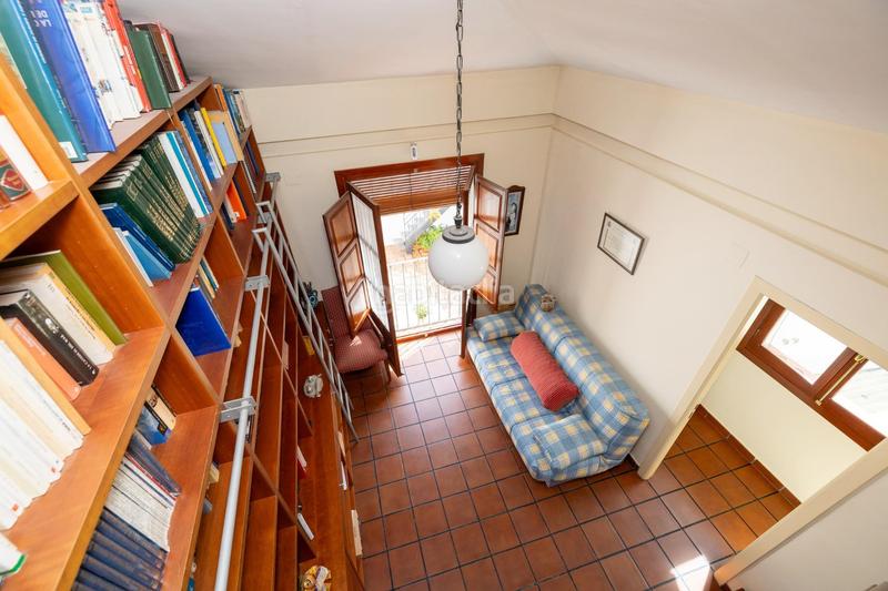 Foto 2f88a1f2-f61a-4976-9ff6-63913832130f. Casa gran casa en albaicín bajo. en Barrio de Albaicín Granada