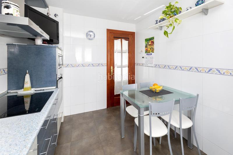 Foto 515252a3-d419-48fd-a8eb-e79c70a68948. Casa en lugar del cortijo angustias preciosa casa en urbanizacion privada en Cenes de la Vega