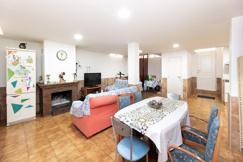 Foto c97129ba-3202-497e-abf1-6625fbfec1d3. Casa en lugar del cortijo angustias preciosa casa en urbanizacion privada en Cenes de la Vega