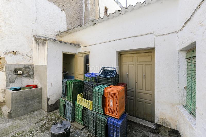 Foto 18de37d8-bb63-444d-90be-adc2ae971ffa. Masía en calle de la iglesia 20 gran vivienda para reformar en el centro de dilar en Dílar